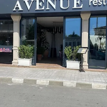 Avenue Хотел