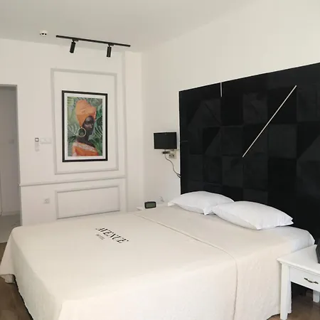 فندق Avenue رافدا